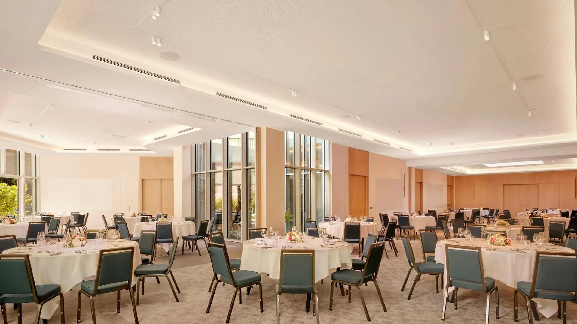 Ac Hotel By Marriott Nice