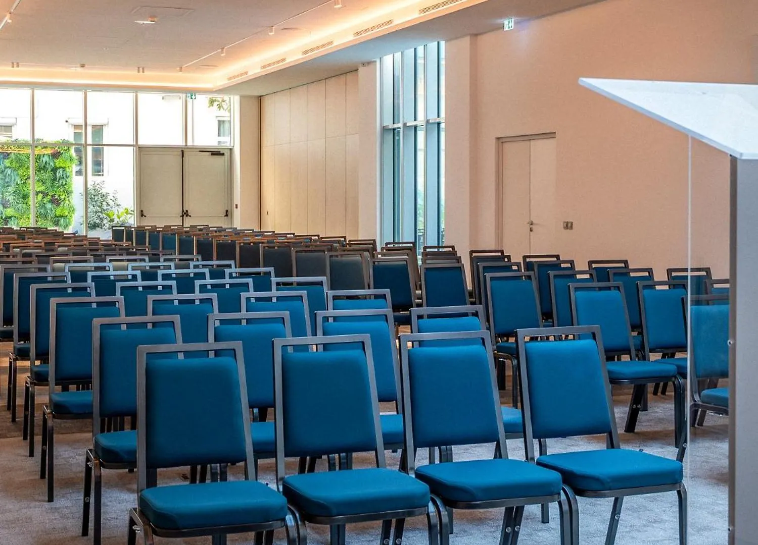 Ac Hotel By Marriott ניס צרפת